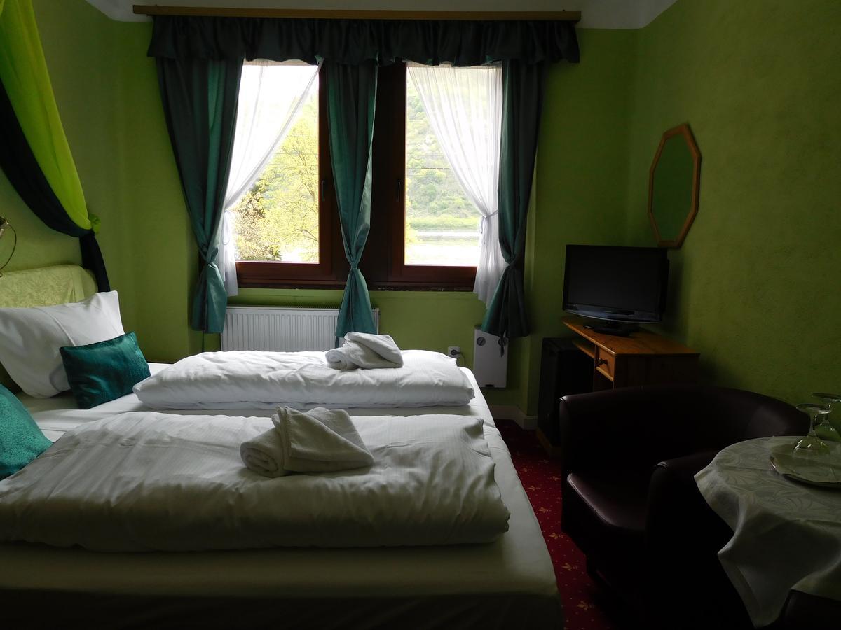 Hotel Kranenturm Bacharach Kültér fotó